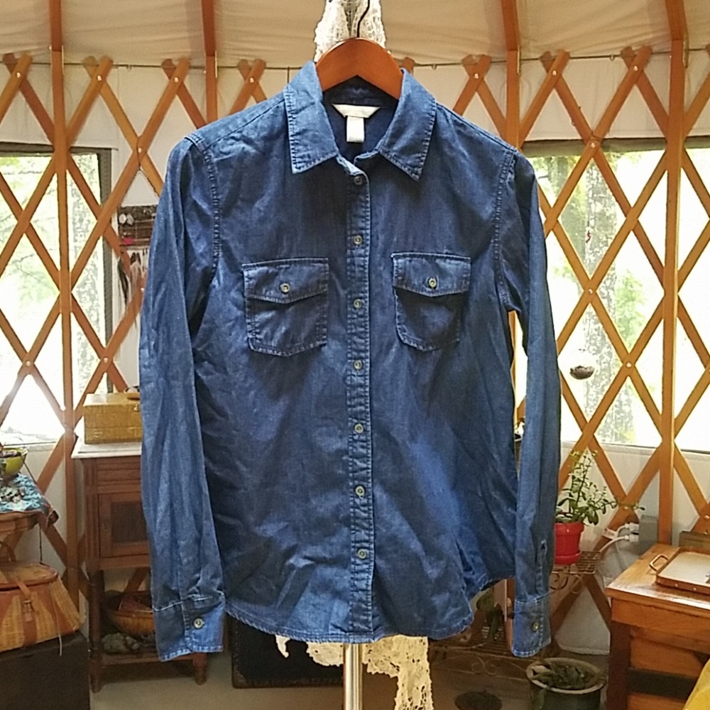 Banana Republic denim shirt